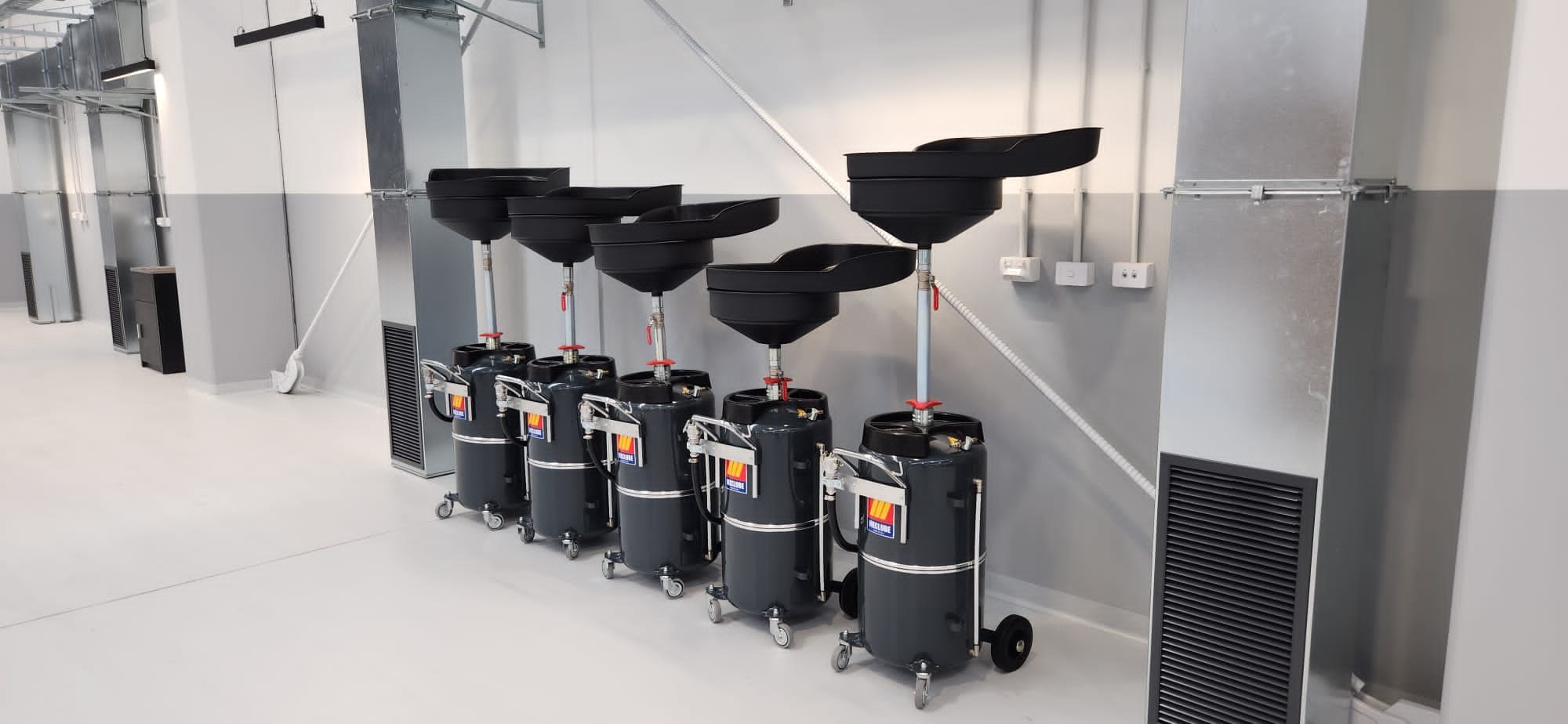 Waste Engine Oil Drainers_ How They Help You Stay Compliant with Environmental Regulations